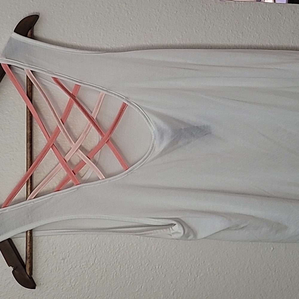 Tank top - Picture 2 of 4